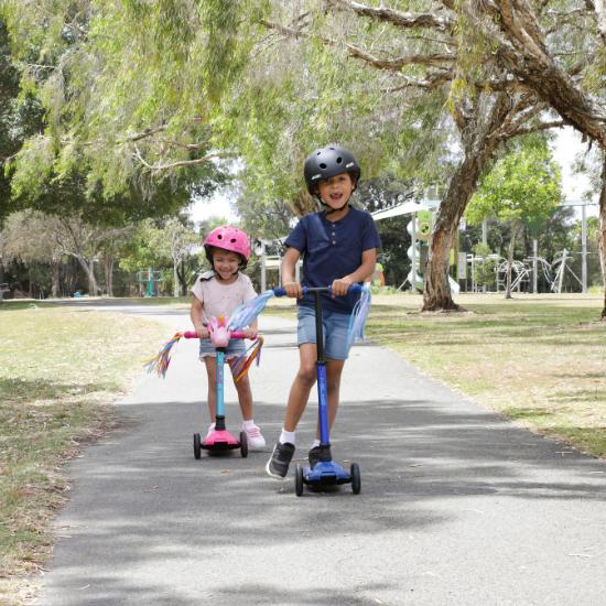 3 Wheel Kids Scooters